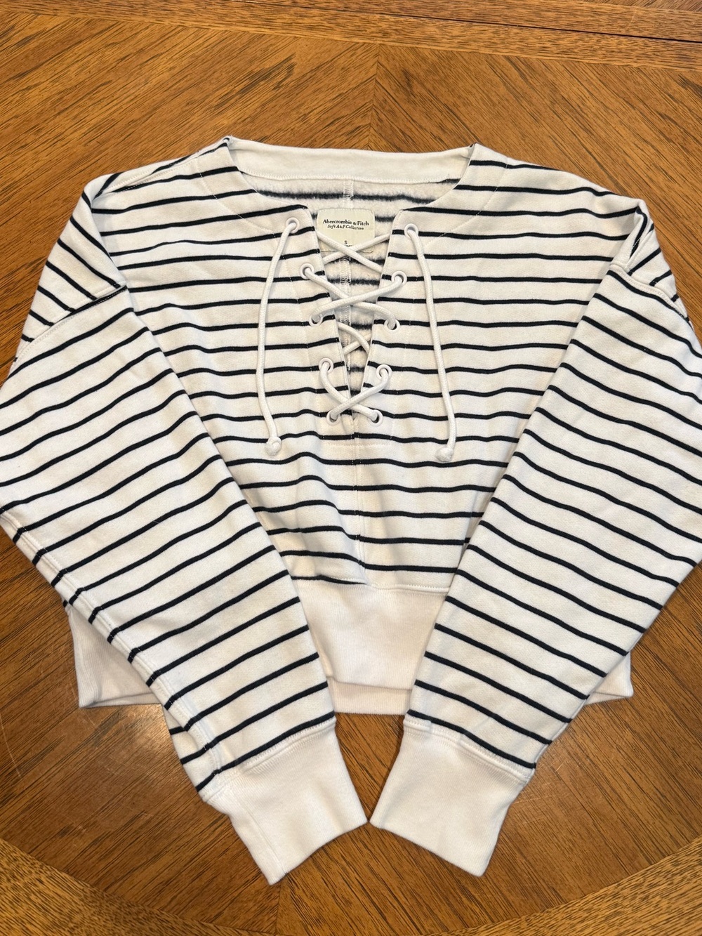 Abercrombie Cropped Lace Up Top